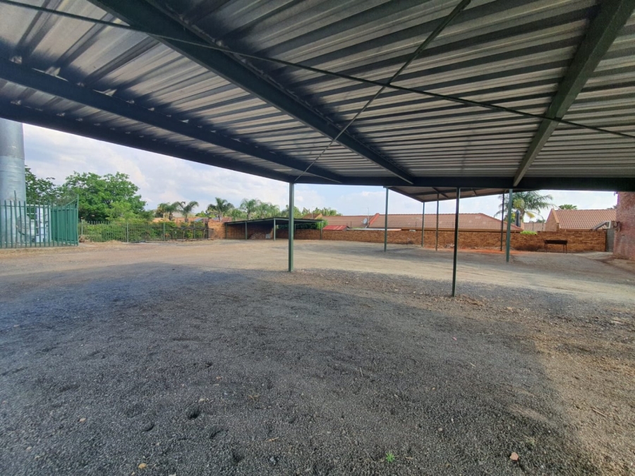 To Let commercial Property for Rent in Melodie North West